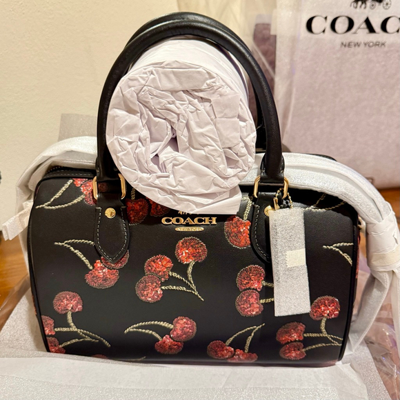 ‼️SOLD‼️Coach Medium Rowan Satchel Bag & Mini Chain Wallet Black Cherry Print - Picture 2 of 12